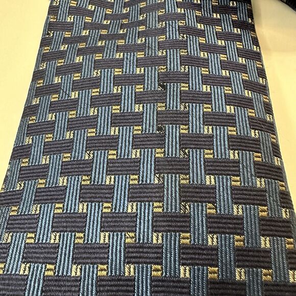 Jos A. Bank, Collection Men's Neck Tie Blue w/Grays 100% Silk USA - Picture 10 of 12
